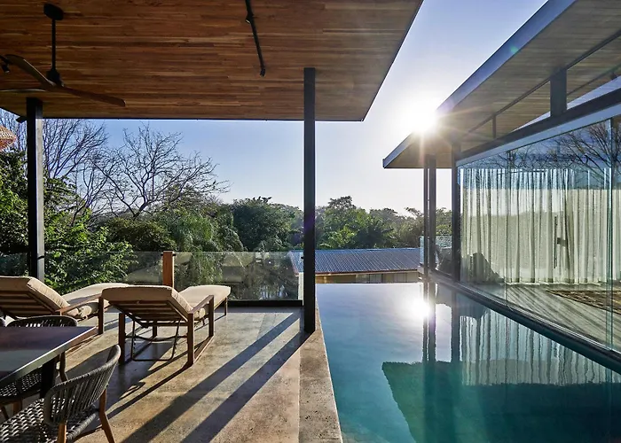 Selva Resort Ocean View Luxury Villas