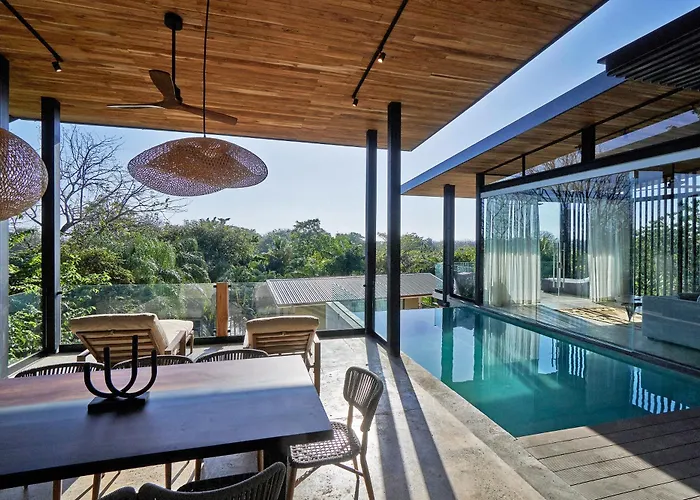 Selva Resort Ocean View Luxury Villas