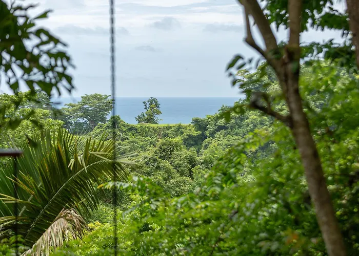 The Green House, Santa Teresa - Adults Only